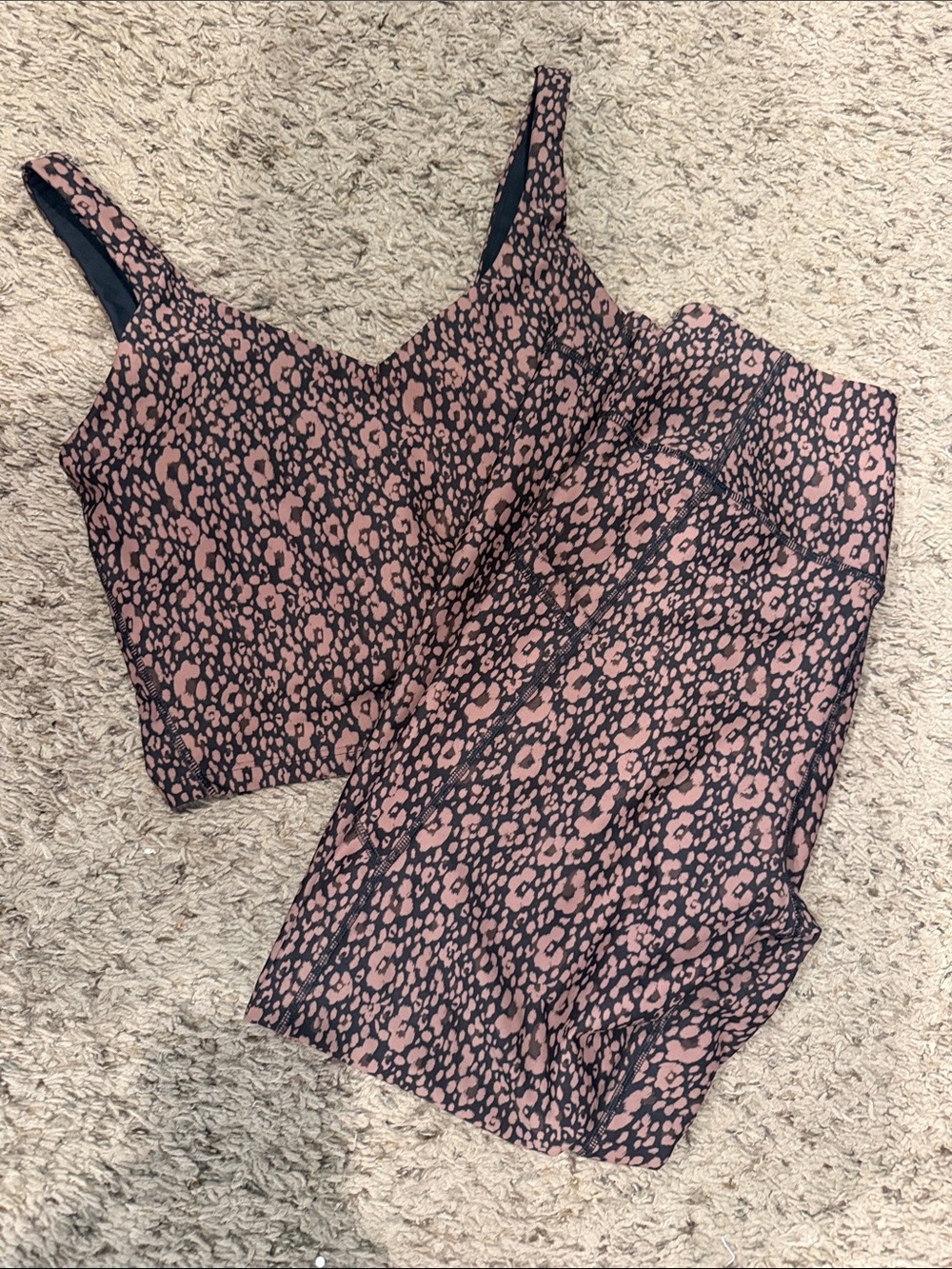 Old Navy animal print yoga set